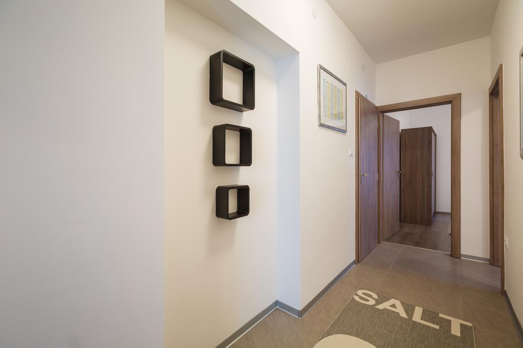 Ivni Apartmani Novigrad Istria Exterior foto
